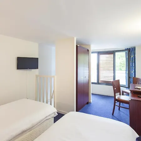 Les Gens De La Rochelle Hotel
